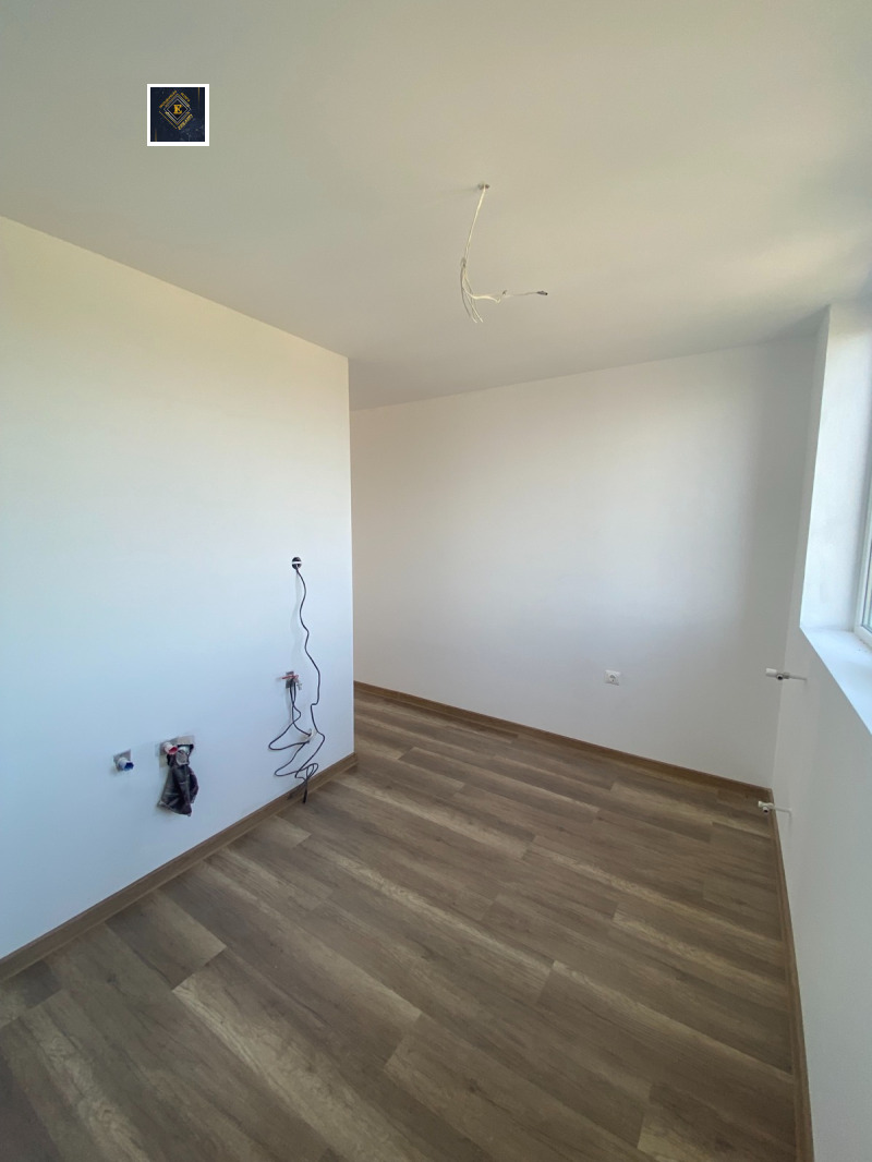 Zu verkaufen  2 Schlafzimmer Pernik , Twardi liwadi , 78 qm | 66686036 - Bild [8]