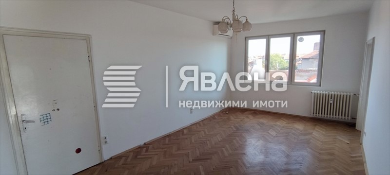 Продава 3-СТАЕН, гр. София, Център, снимка 2 - Aпартаменти - 47500579