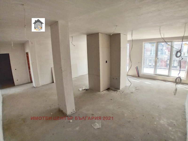 Na prodej  3 ložnice Sofia , Malinova dolina , 226 m2 | 85242351 - obraz [2]