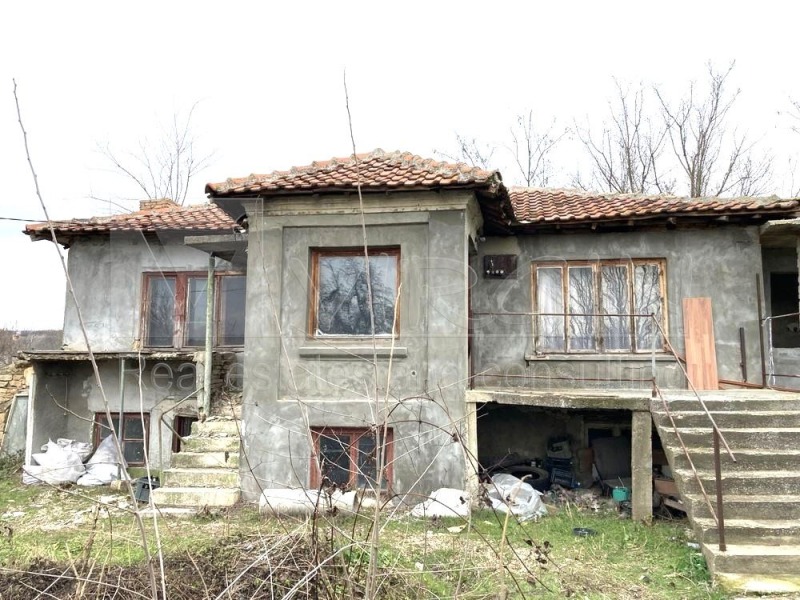 Продава  Къща, област Варна, с. Златина • 26 000 EUR • ID 80941980 — holmes.bg - [1] 