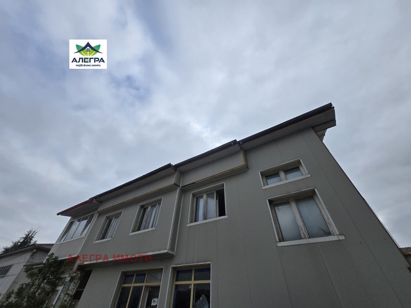 Продава  Пром. помещение град Пазарджик , Запад , 997 кв.м | 52393026