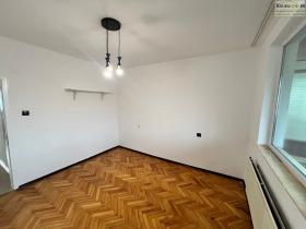 ������� 3-����� | Imot.bg � ����� ������ 12