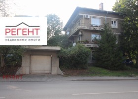 Piano della casa Tsentar, Gabrovo 1