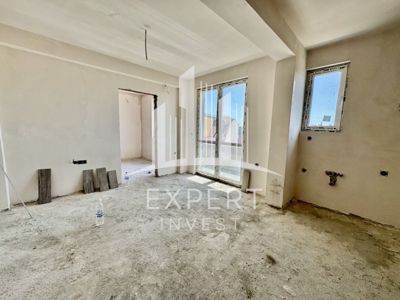 Продава  2-стаен град Варна , Погреби , 55 кв.м | 84278830