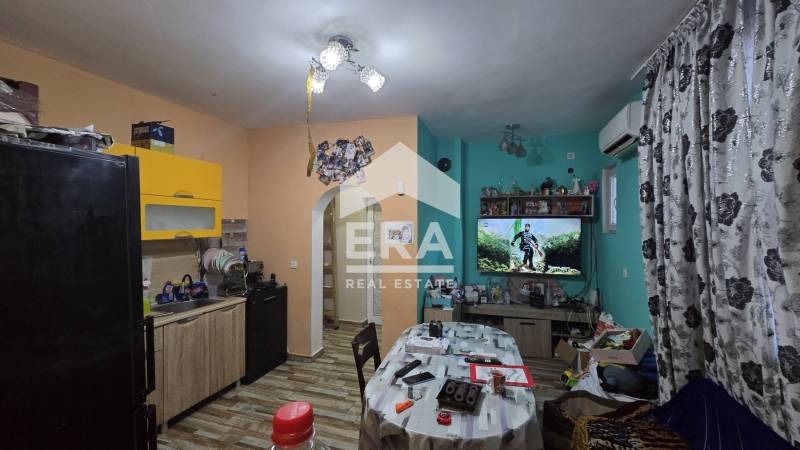 Продава 3-СТАЕН, гр. Перник, Варош, снимка 3 - Aпартаменти - 48604808