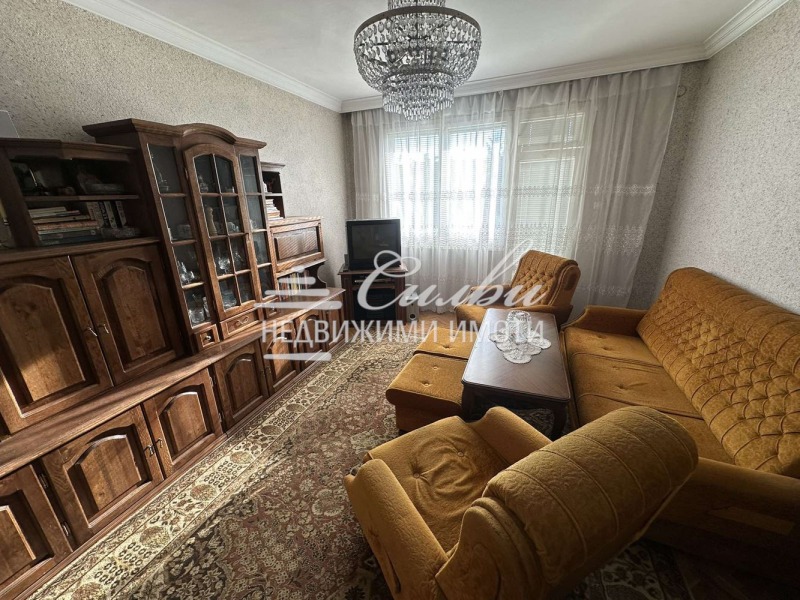 Продается  3 спальни Търговище , Център , 110 кв.м | 98240112 - изображение [2]