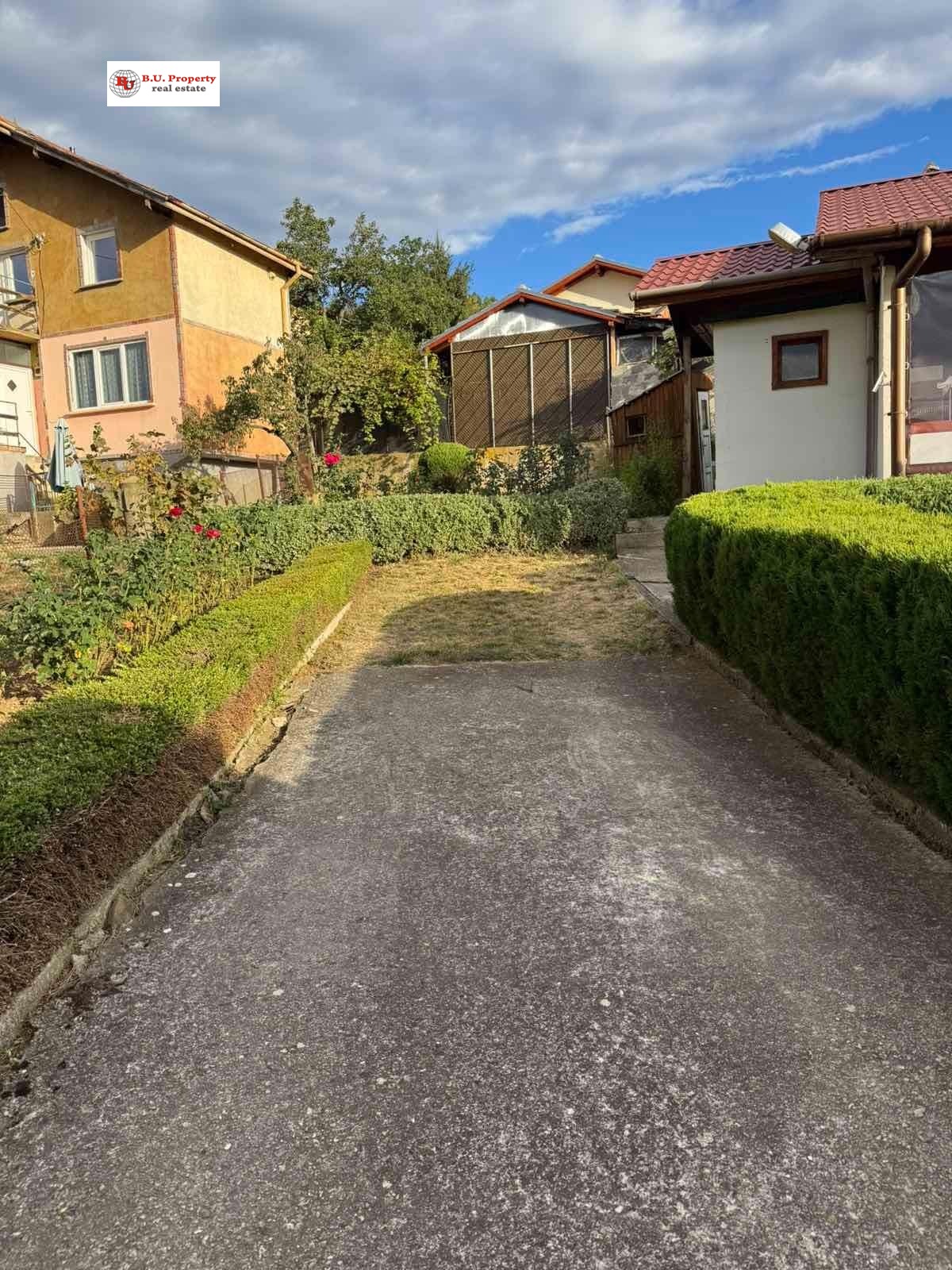 Продава ВИЛА, с. Борнарево, област Перник, снимка 5 - Вили - 56200093