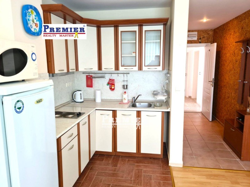 Продава 1-СТАЕН в област Бургас, гр. Свети Влас - 54 кв.м / 49 000 € » 95 835.67 лв., ПРЕМИЕР