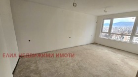 Продажба на тристайни апартаменти в град Шумен — страница 2 - изображение 20 