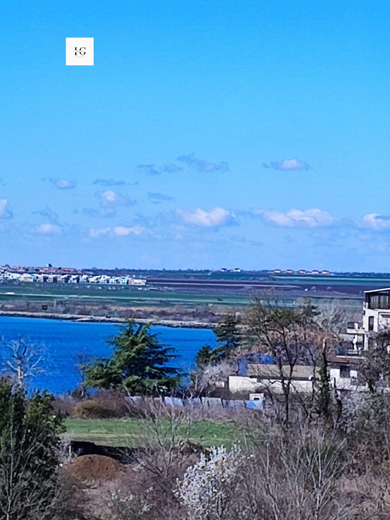 Продава  2-стаен област Бургас , гр. Поморие , 62 кв.м | 82677011