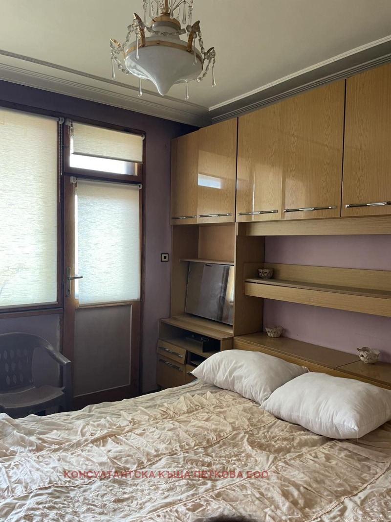 Продава 3-СТАЕН, гр. Ловеч, Център, снимка 3 - Апартаменти - 52641466