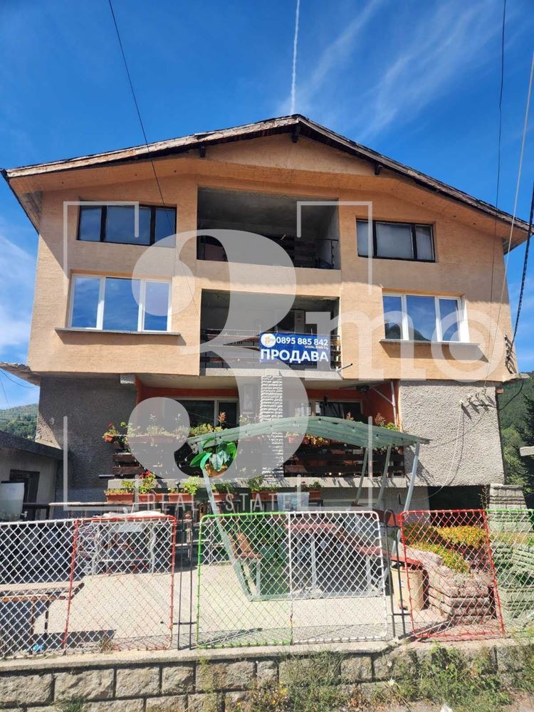 Zu verkaufen  Hausboden Sofia , Wladaja , 390 qm | 45989012