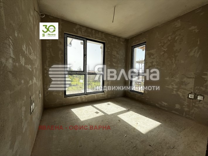 Продава КЪЩА, гр. Варна, м-т Долна Трака, снимка 10 - Къщи - 53026417