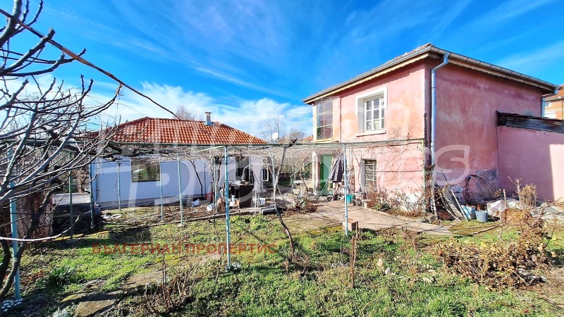 Продава КЪЩА, с. Селци, област Пловдив, снимка 10 - Къщи - 53259743
