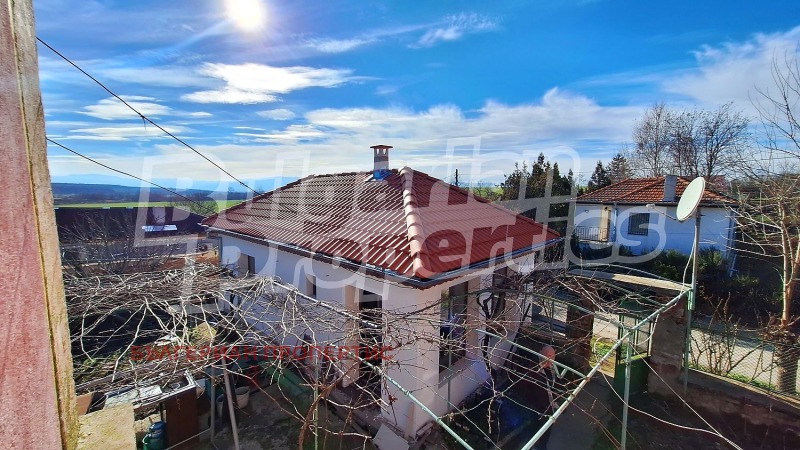 Продава КЪЩА, с. Селци, област Пловдив, снимка 2 - Къщи - 53259743