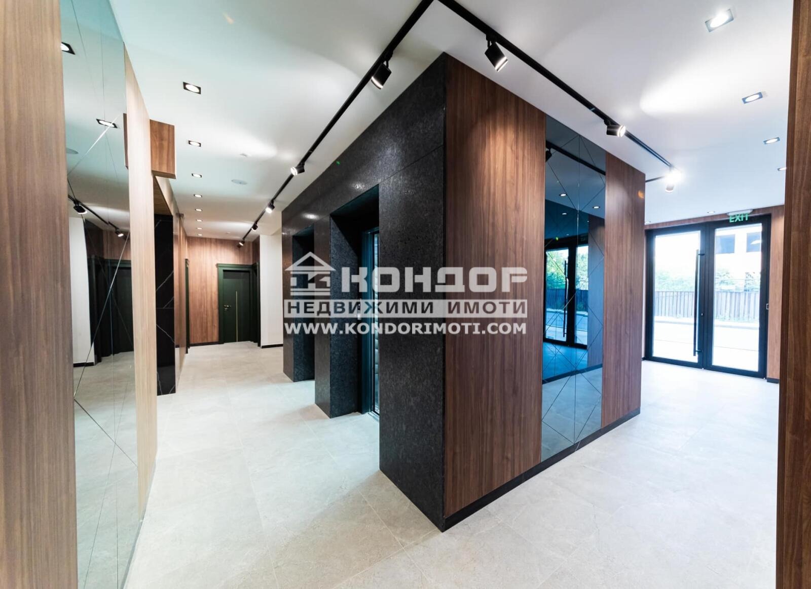Продава 2-СТАЕН, гр. Пловдив, Кючук Париж, снимка 2 - Апартаменти - 55495925