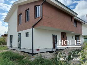 Casa Costinbrod, regiunea Sofia 1