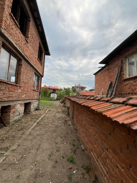 Casa Panagiurichtche, região Pazardzhik 3