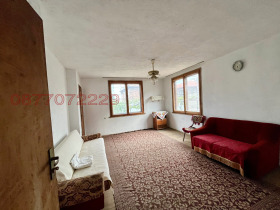Casa Panagiurichtche, região Pazardzhik 8