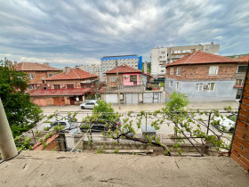 Casa Panagiurichtche, região Pazardzhik 13