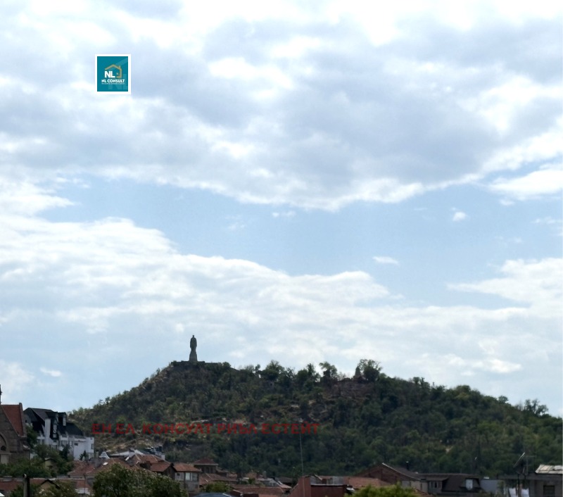 Продава 4-СТАЕН, гр. Пловдив, Център