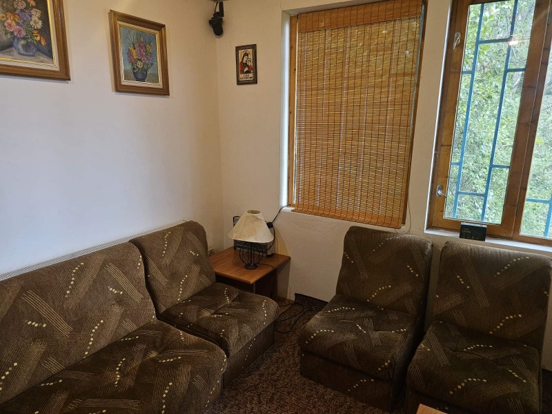 Eladó  Ház régió Plovdiv , Javrovo , 200 négyzetméter | 63156979 - kép [5]