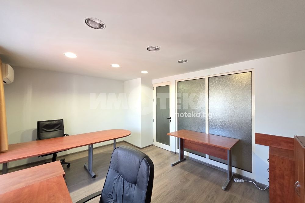 Продава МНОГОСТАЕН, гр. София, Център, снимка 6 - Апартаменти - 56205963