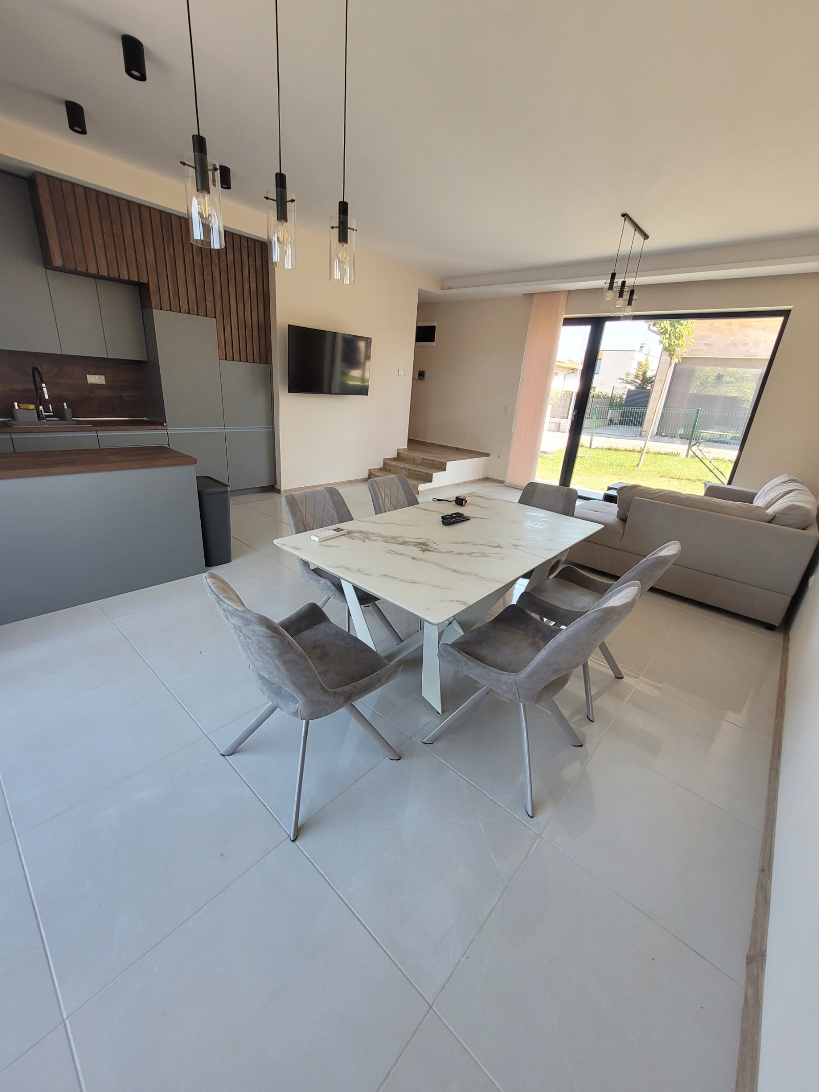Продава КЪЩА, гр. Плевен, Сторгозия, снимка 3 - Къщи - 56005861