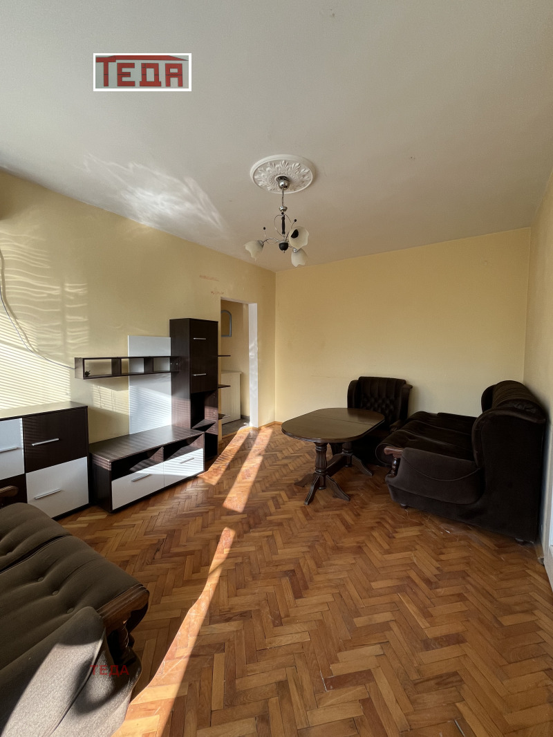 Продава 2-СТАЕН в град Враца, Център - 55 кв.м / 99 500 € » 194 605.09 лв., ТЕДА