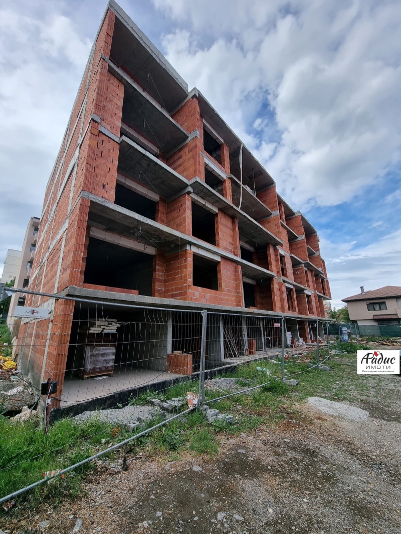 De vânzare  2 dormitoare Stara Zagora , Jeleznic - țentâr , 129 mp | 19400896