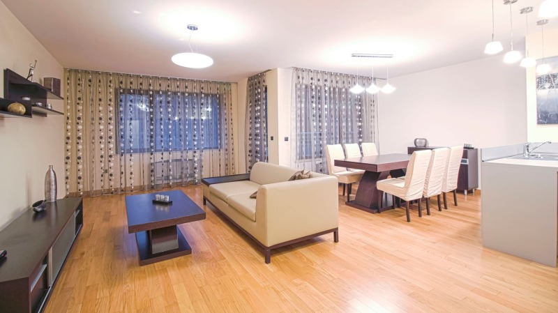 En venta  2 dormitorios Sofia , Oborishte , 149 metros cuadrados | 12096900