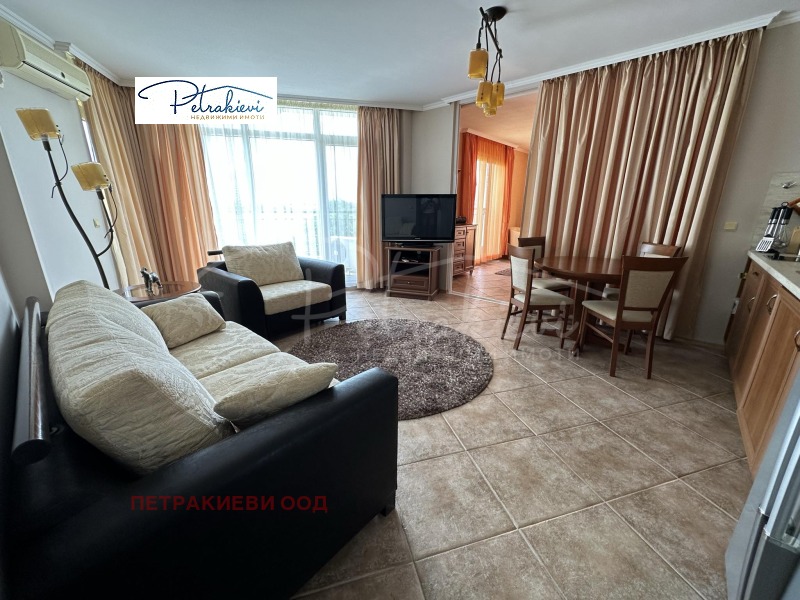 In vendita  2 camere da letto regione Burgas , Aheloj , 112 mq | 58410723