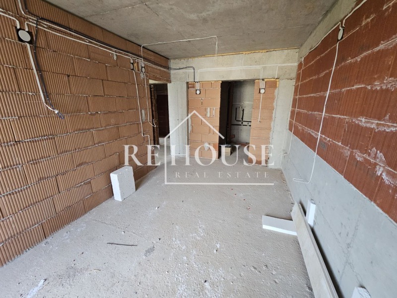 Продава 3-СТАЕН, гр. Варна, Изгрев, снимка 6 - Апартаменти - 53030274