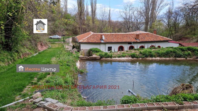 Na sprzedaż  Dom region Pernika , Radomir , 150 mkw | 98959085 - obraz [12]