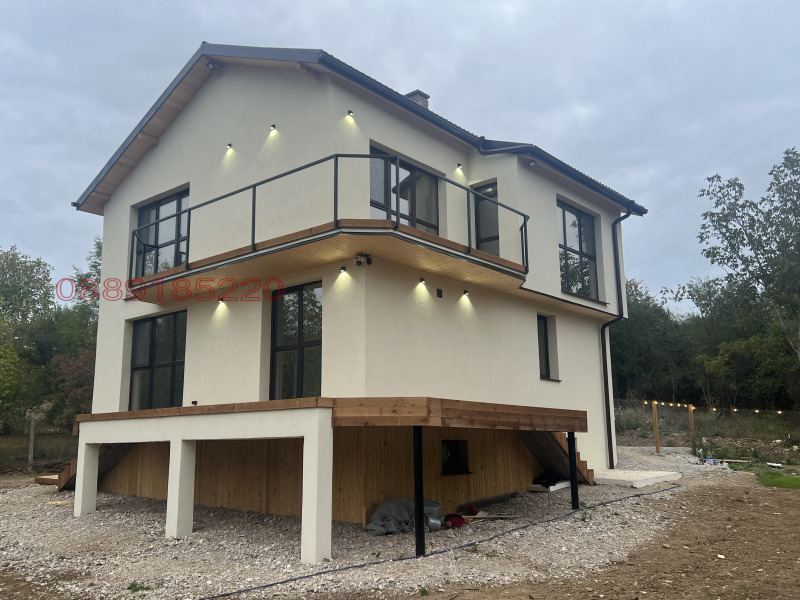 Til salg  Hus region Sofia , Pravets , 227 kvm | 96182036 - billede [2]