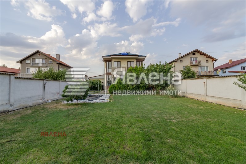 Продава КЪЩА, с. Априлово, област София област, снимка 3 - Къщи - 56300493