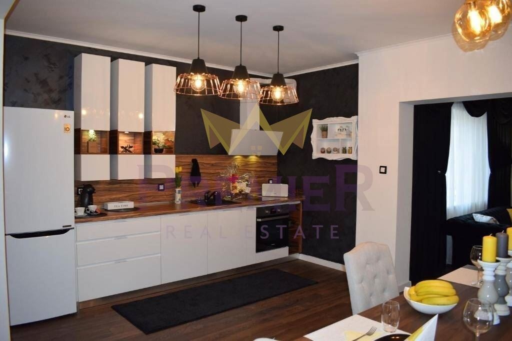 Продава МНОГОСТАЕН, гр. Пловдив, Център, снимка 8 - Апартаменти - 54227632