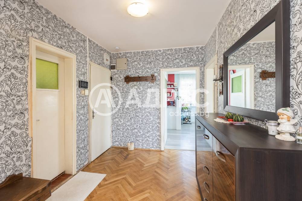 Продава КЪЩА, гр. Варна, Левски 1, снимка 8 - Къщи - 55117354