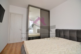 1 quarto Izgrev, Varna 6