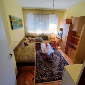 Продажба на четеристайни апартаменти в град Варна — страница 15 - изображение 20 