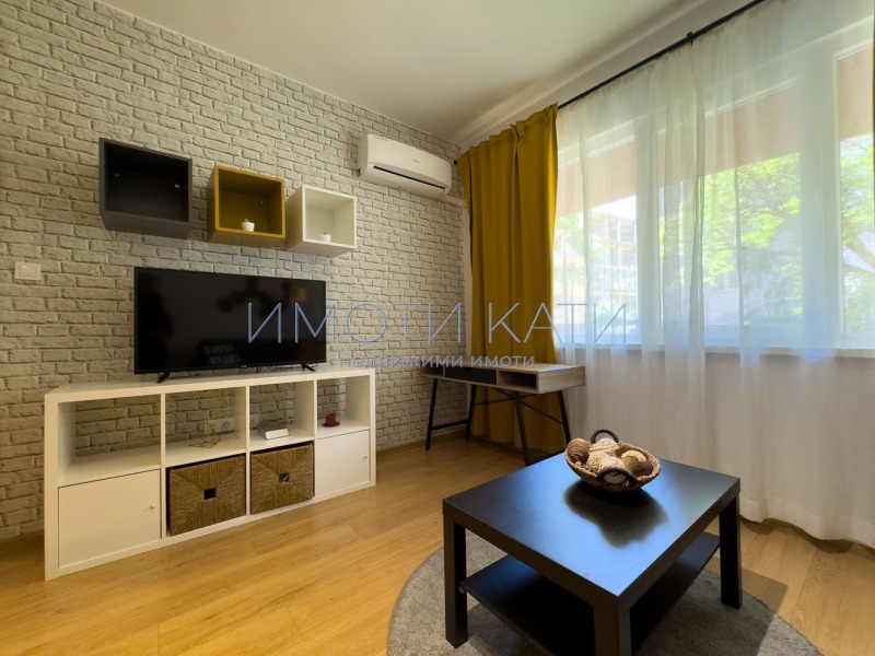Na prodej  1 ložnice Sofia , Oborište , 48 m2 | 72375439