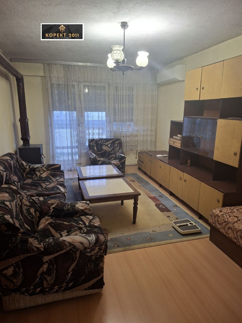 Продава 4-СТАЕН, гр. Русе, Широк център, снимка 3 - Апартаменти - 53384837