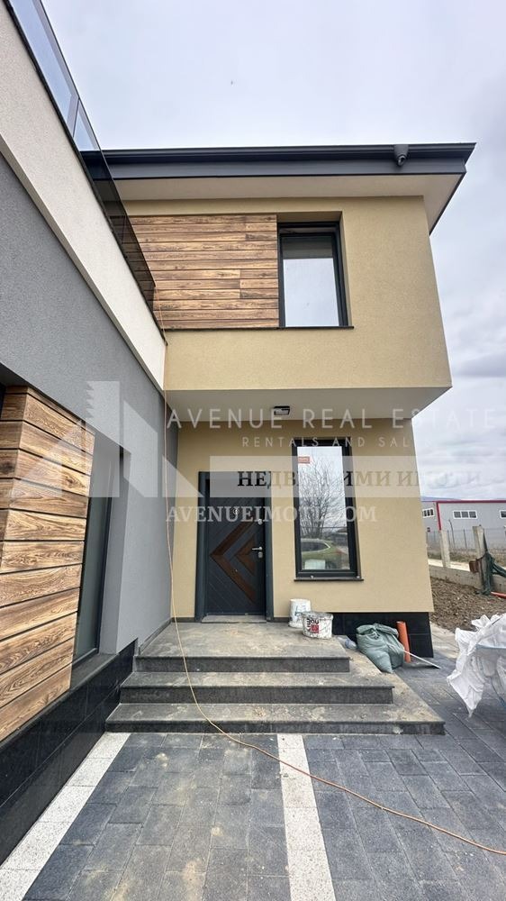 Продава КЪЩА, гр. Пловдив, Беломорски, снимка 2 - Къщи - 53953983