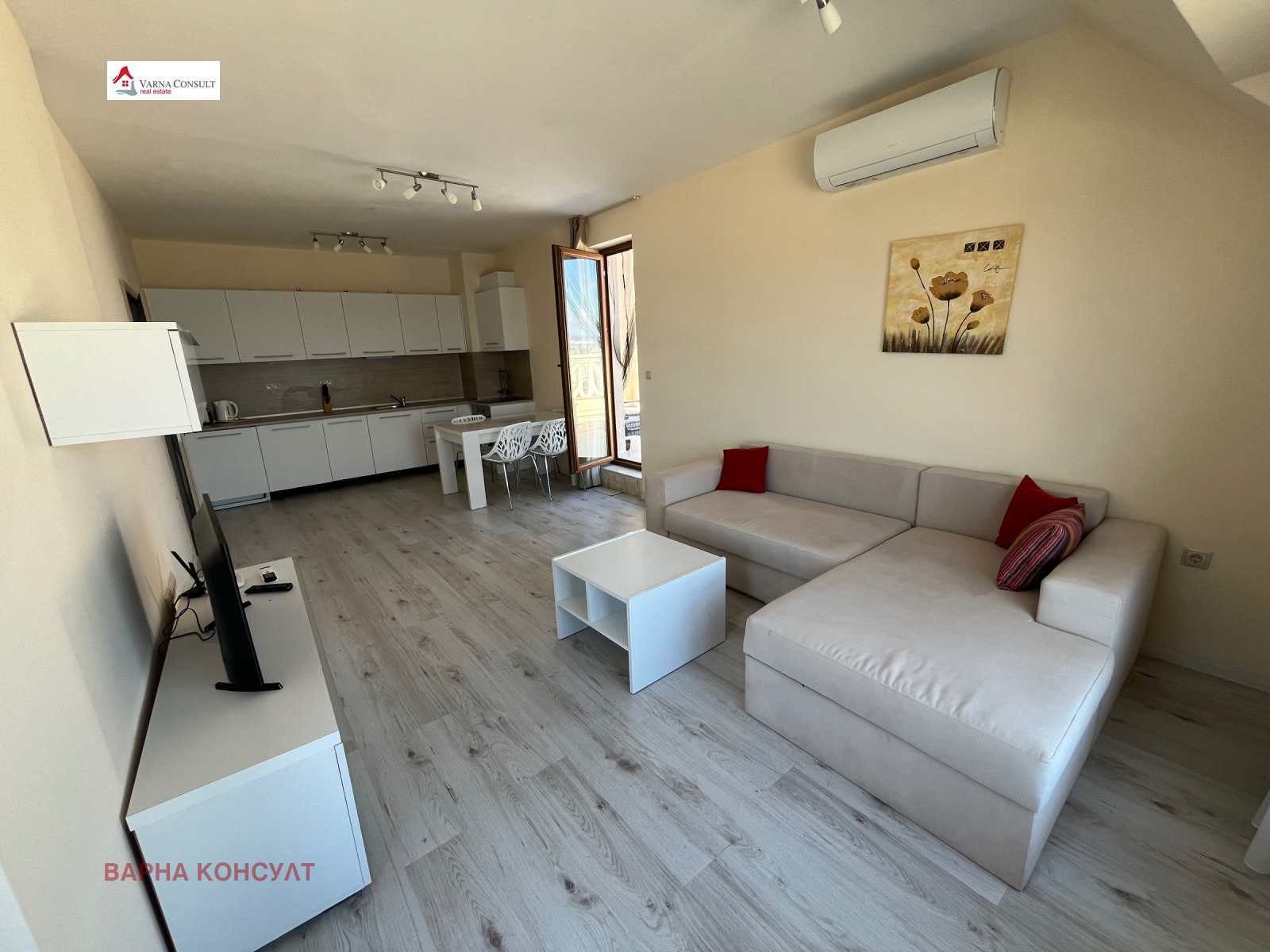 Продава 2-СТАЕН, гр. Варна, Аспарухово, снимка 2 - Апартаменти - 52220226