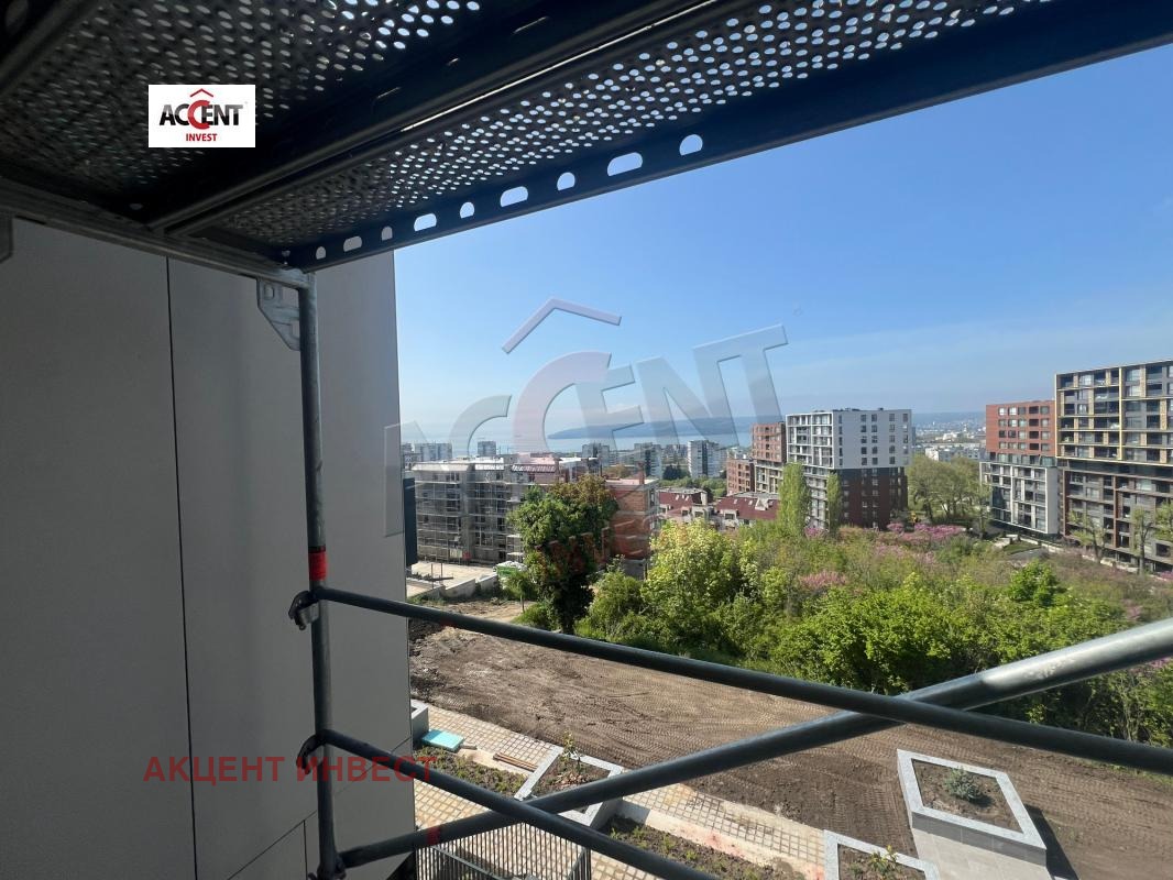 Продава 3-СТАЕН, гр. Варна, Бриз, снимка 2 - Апартаменти - 54467200