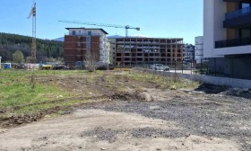 Trama Iztok, Pernik 1