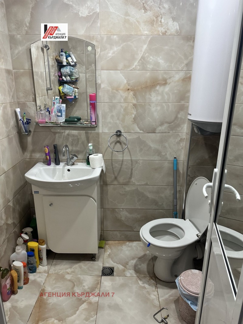 De vânzare  1 dormitor Cârdjali , Veselciane , 54 mp | 66603810 - imagine [9]