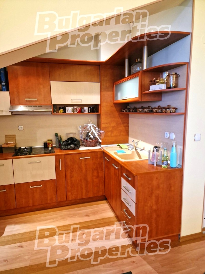 Продава 2-СТАЕН, гр. Шумен, Пазара, снимка 3 - Апартаменти - 53111142