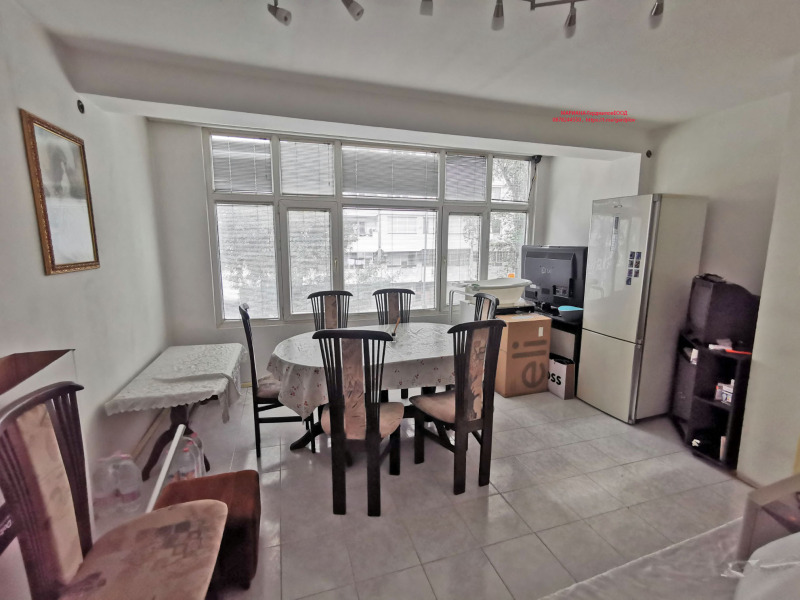 Продава 3-СТАЕН, гр. Пловдив, Въстанически, снимка 2 - Апартаменти - 53342854