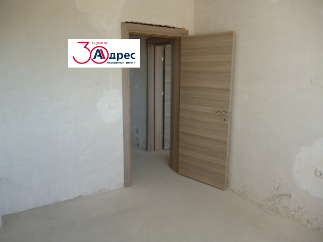 Продава 4-СТАЕН, гр. Добрич, Център, снимка 13 - Апартаменти - 53028011